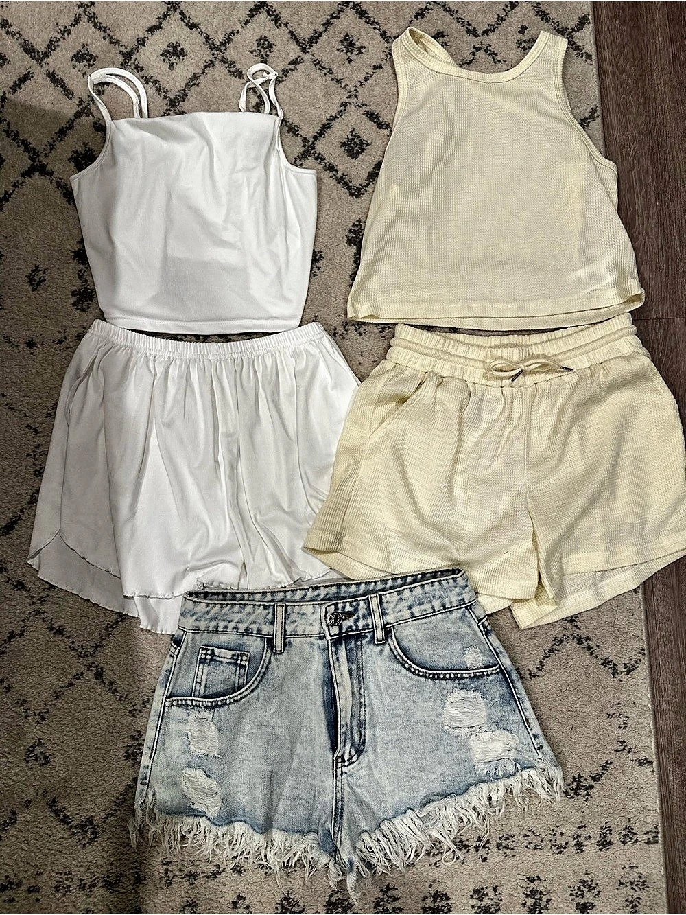 Bundle of 3 SHEIN Bottoms. Size XS-S